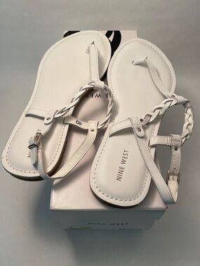 Nine West White Sandals Size 8 Nitelitel1 Unworn New in Box